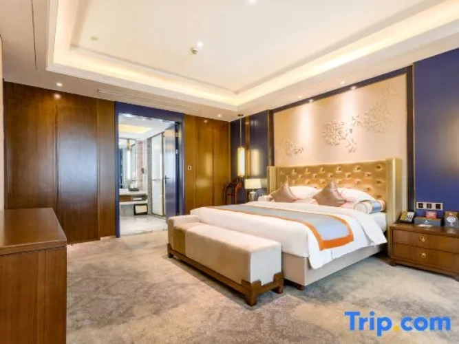Deluxe Double Suite