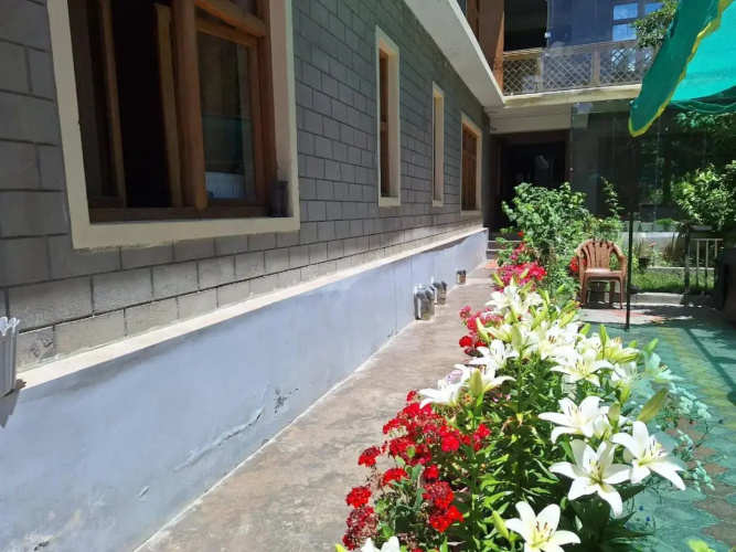 Tongspon Guest House