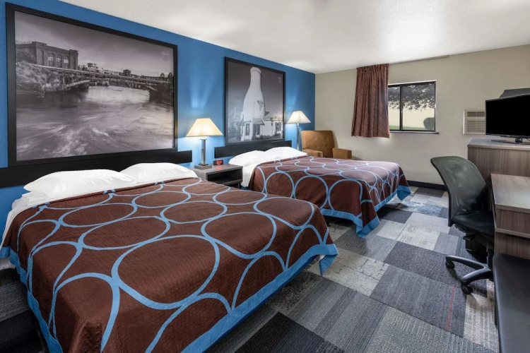Super 8 Spokane Valley