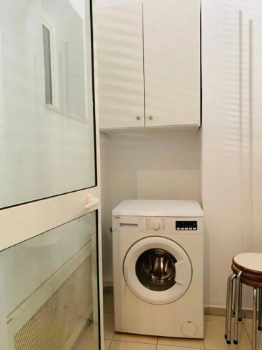 The Perfect Flat, Lac 2, Tunis