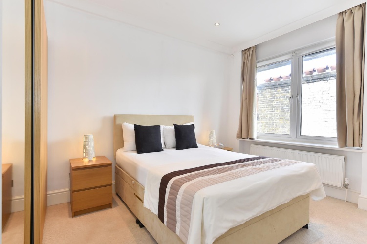 2 Bedrooms Apartment