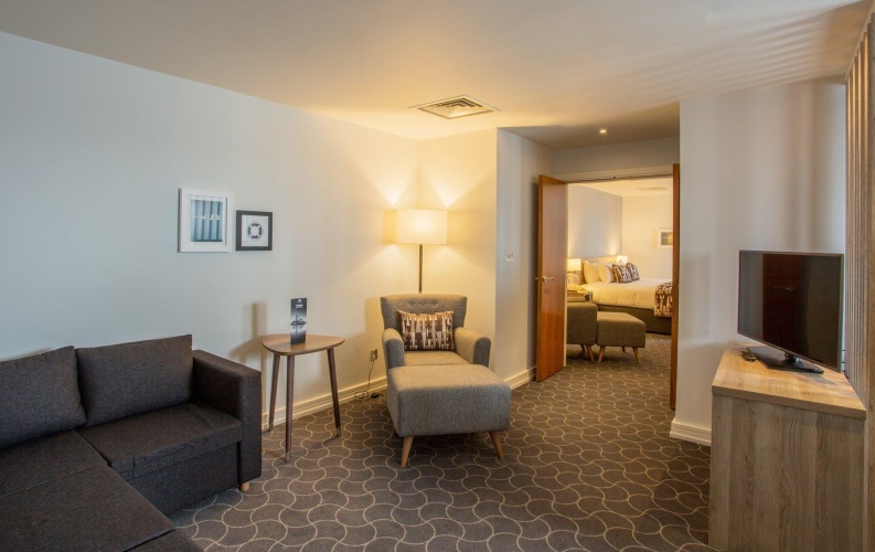 Double Suite