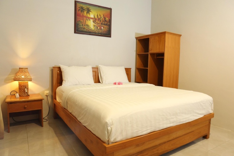 Deluxe Double room with balcony and with pool view