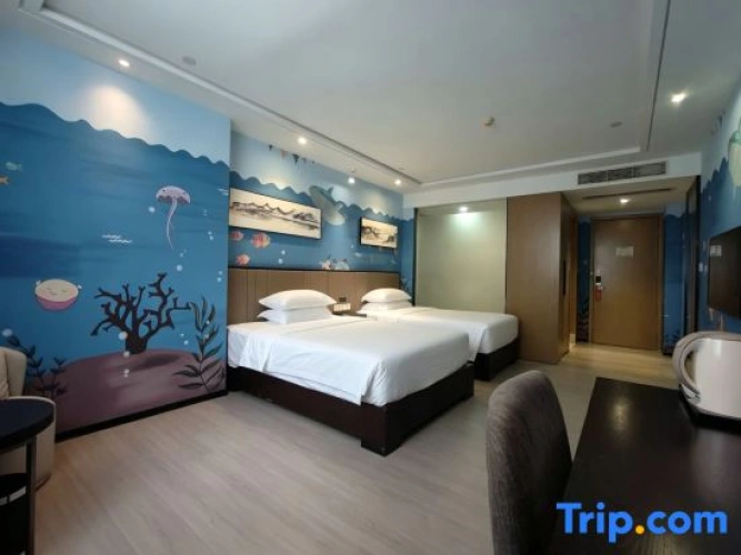 Deluxe Double room with view
