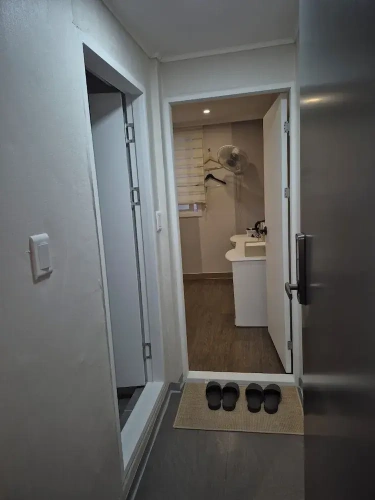 1 Bedroom Economy Single room