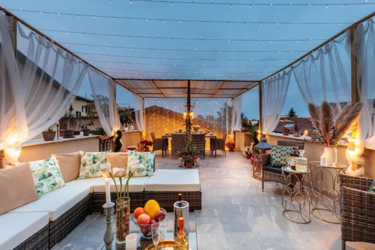 3 Bedrooms Apartment