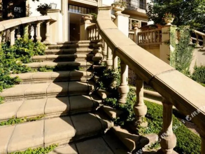 Le Chatelat Residence