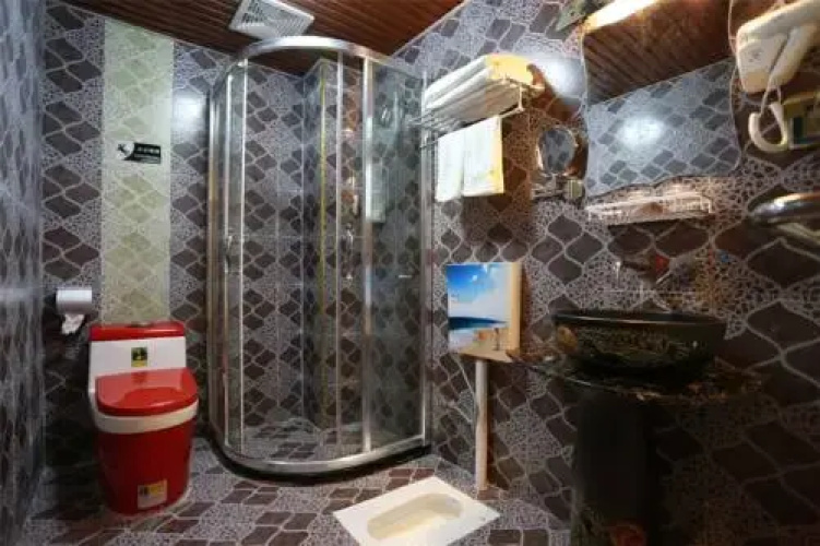 Fengqiuhuang Inn