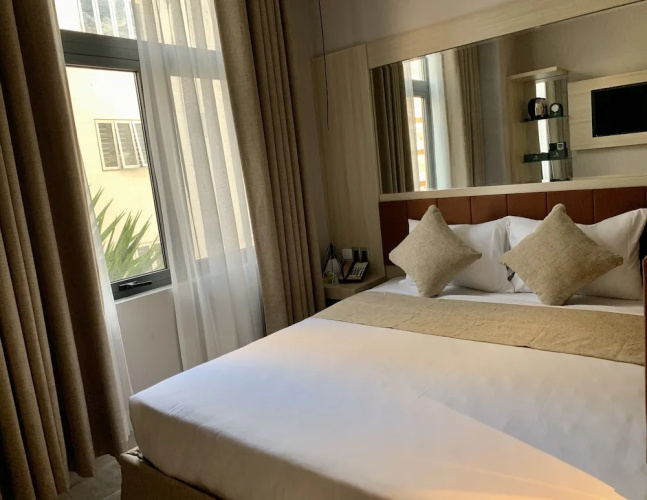 Holiday 2 Hotel