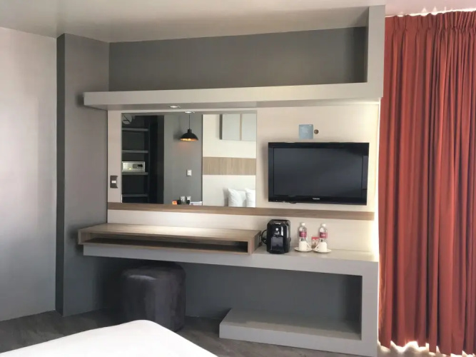 ESDUMA HK Hotel Pachuca