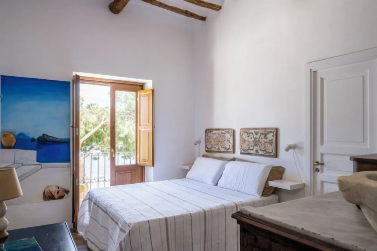 Classic Double room with balcony and with sea view