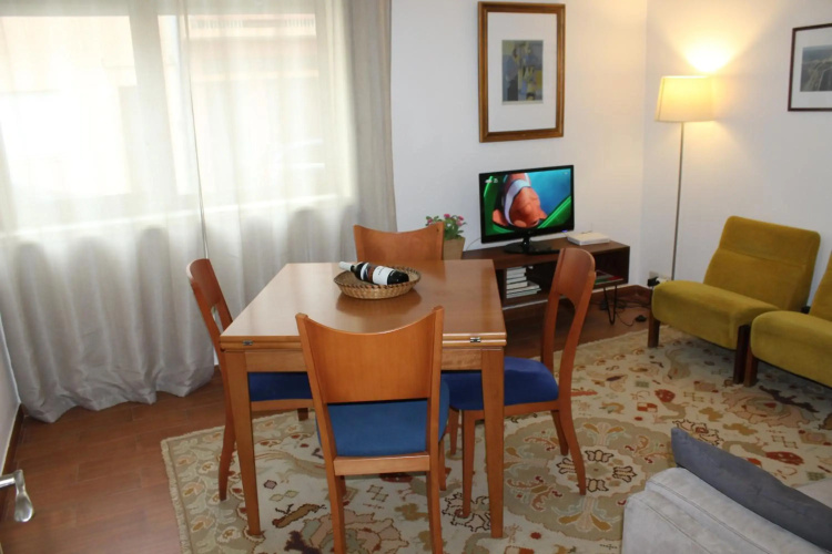 Quiet and Central Apartment