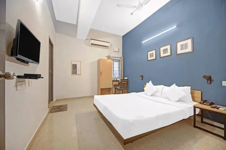 RG Suites Nanganallur