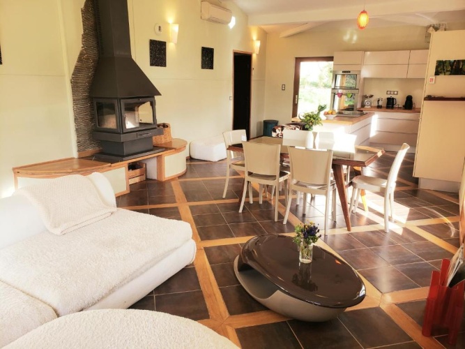 2 Bedrooms Cottage