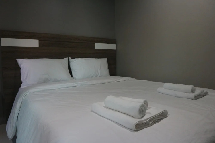 PJ PLACE  Service Apartment