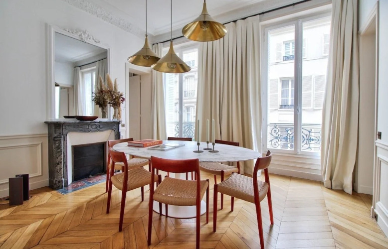 Guest Trotter Bristol - Image 11