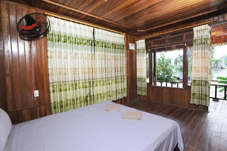Cat Ba Sandy Beach Resort