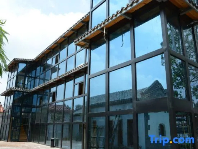 Baiyangdian Water Town Inn
