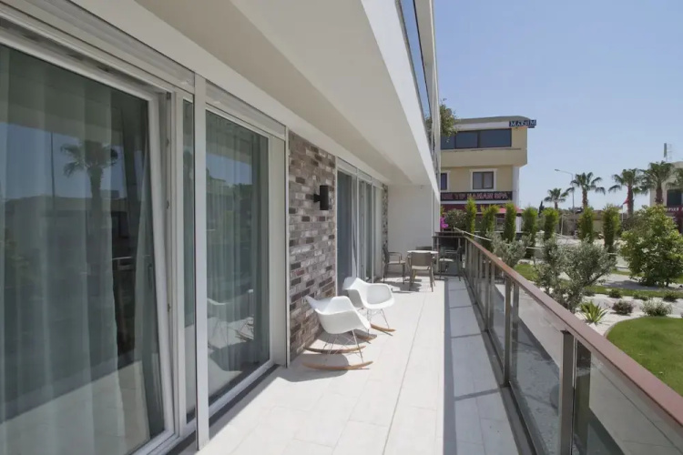 Elia Apartments Side