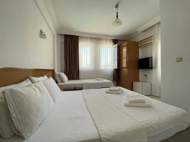 Standard Triple room with balcony