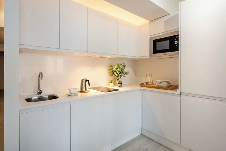 2 Bedrooms Apartment