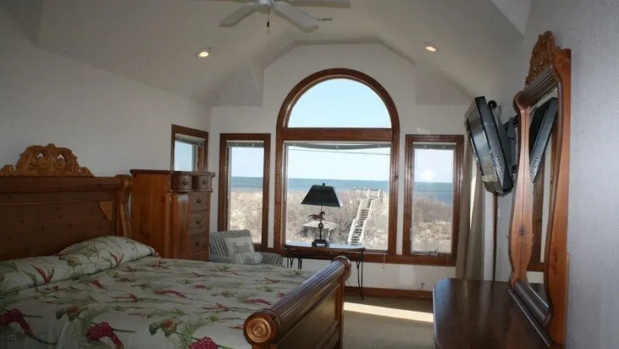 Chunk O'Dune - 8 Br Home
