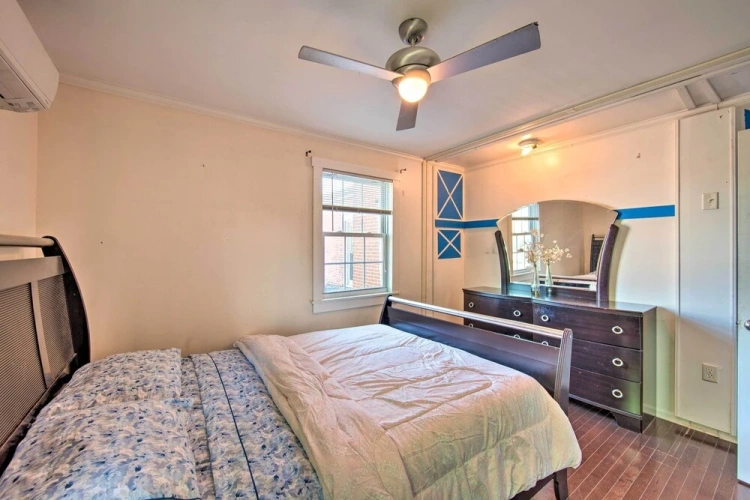 3 Bedrooms Cottage