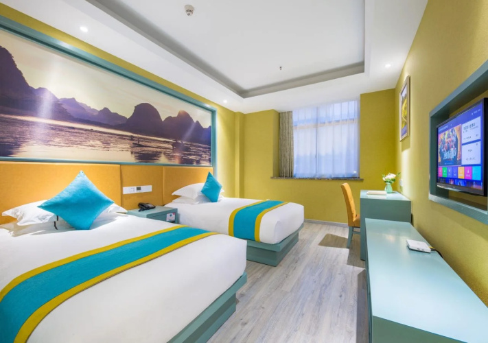 Yiwu Justin Hotel