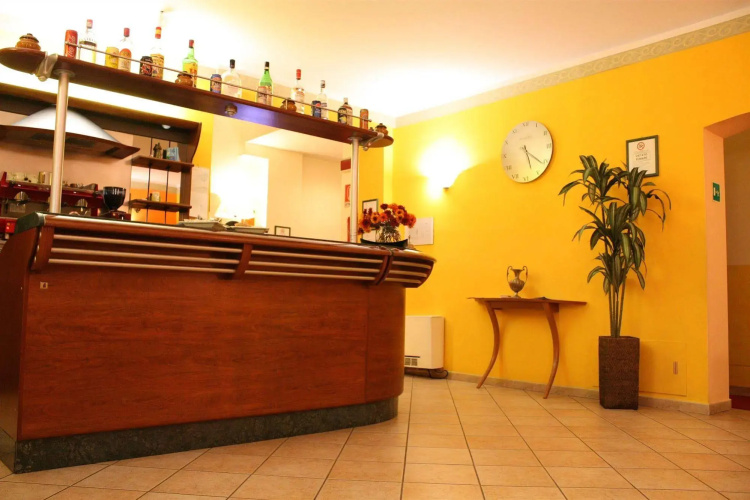 Sara Hotel