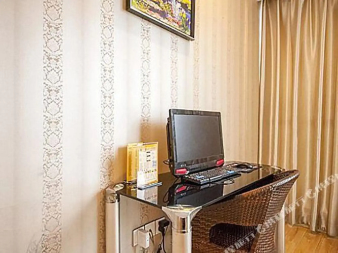 Aegean Hotel (Dongyang First Department Store)