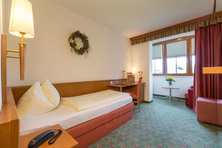 Standard Single room with mountain view