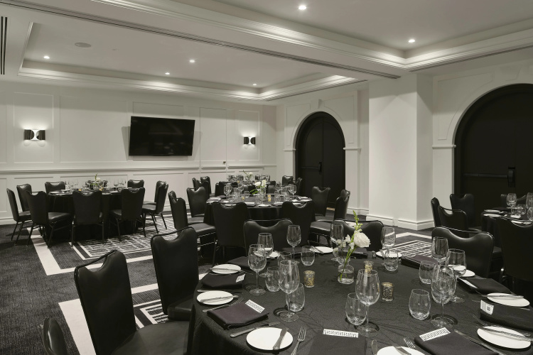 Vogue Hotel Montreal Downtown, Curio Collection By Hilton photo 34