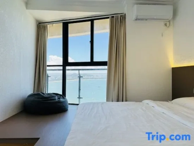 1 Bedroom Standard Double Family room with balcony and with view
