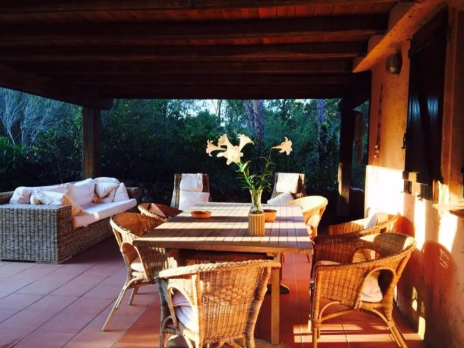 2 Bedrooms Villa