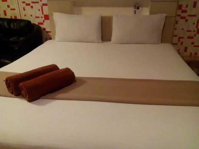 Bearing 26 Hotel