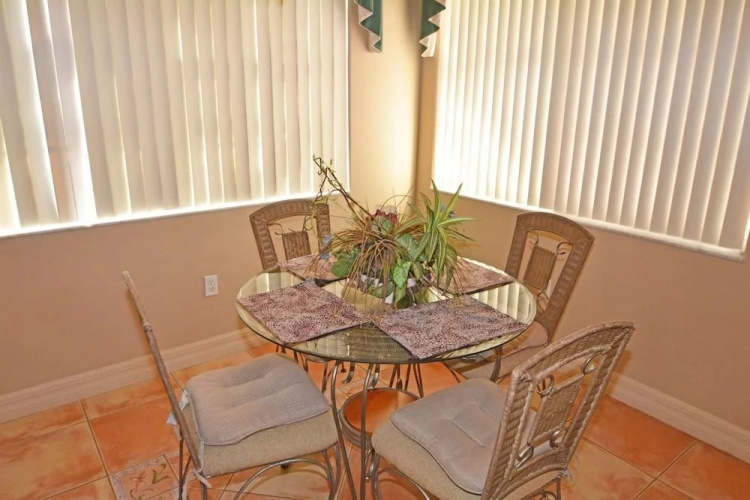 5 BR Home Private Pool Sleeps 10 - VHN 1073