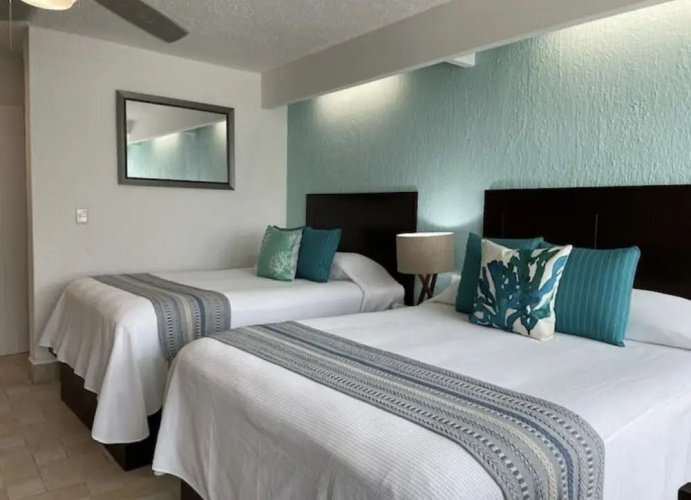 Cancun Studio Overlooking the Lagoon