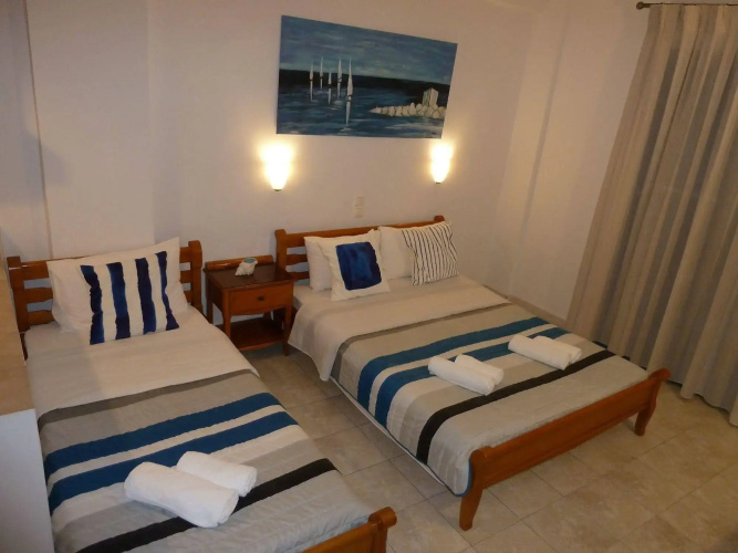 Dedes Apartments