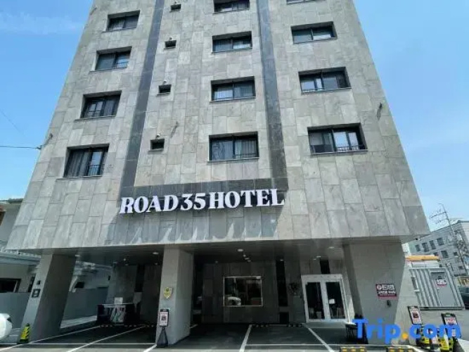 Road35 Hotel