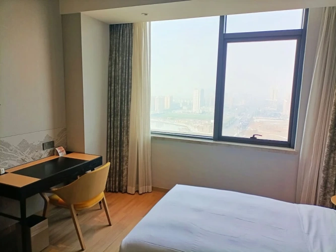 Comfort Twin room with lake view