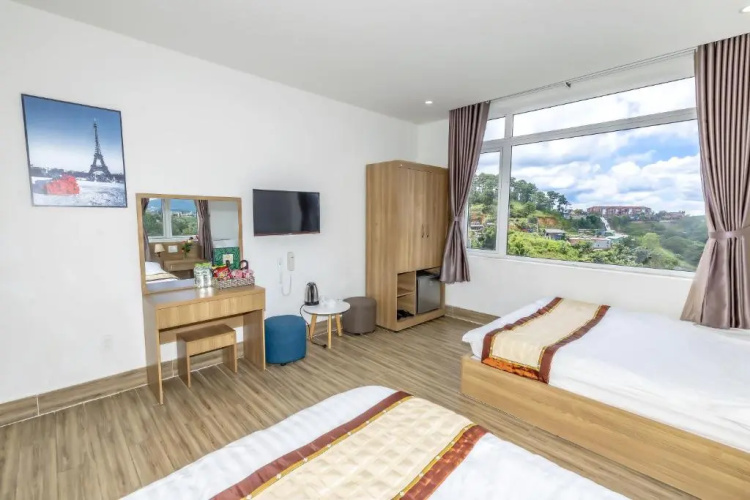 Lacami Dalat Hotel