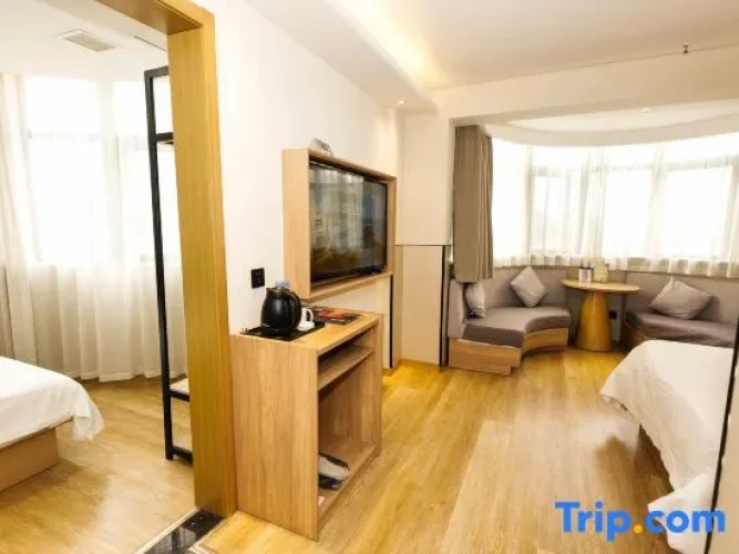 Double Suite