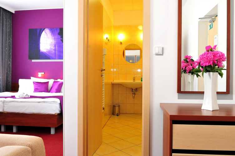 Hotel Color