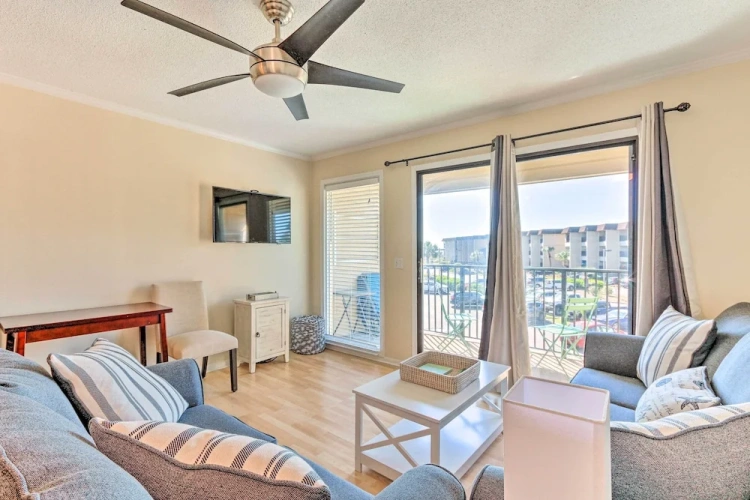 1 Bedroom Apartment with balcony