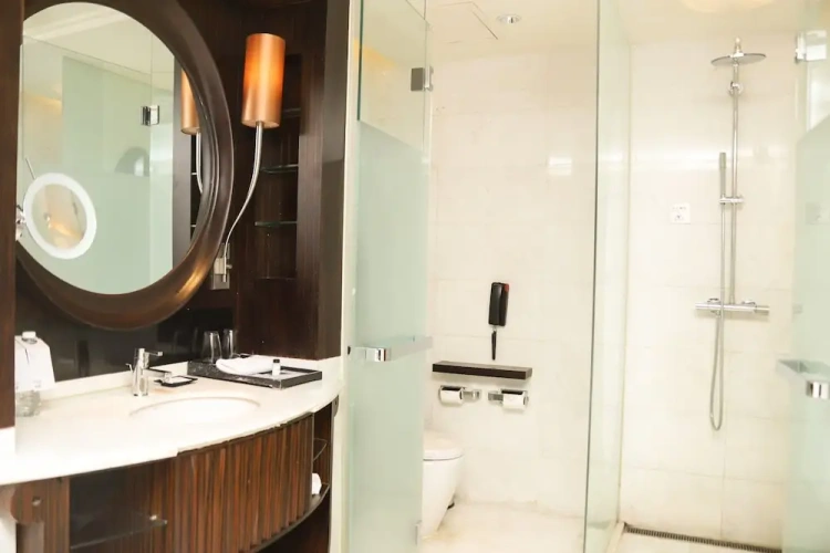 Standard Double room with city view