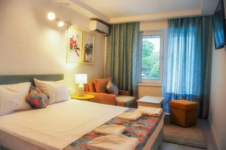 Spring Holiday Resort