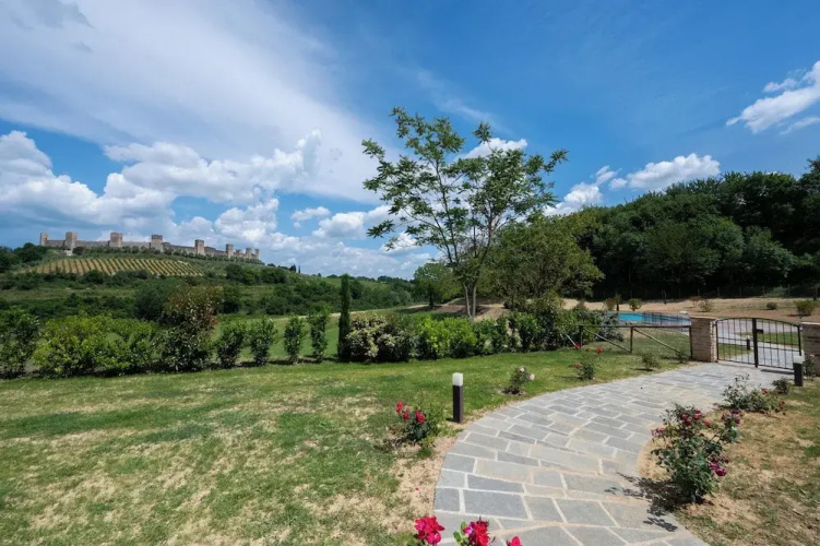 La Piazzetta Borgo Campassini