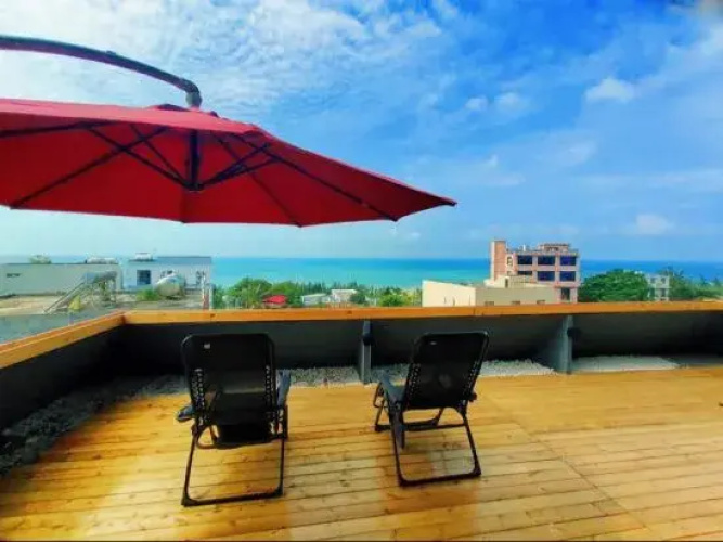 Qinghai Bay Scenic Apartment