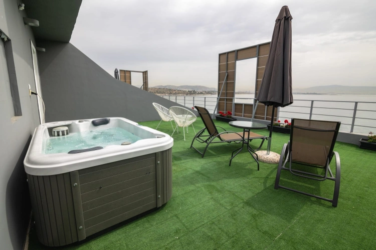 Deluxe Double Penthouse room beachfront