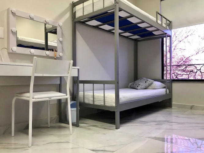 FM Hostel